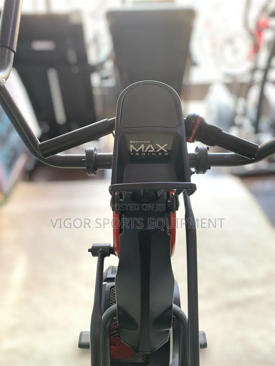 Max Trainer