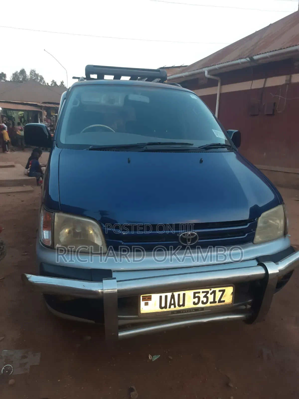 Toyota Noah 2001 Blue