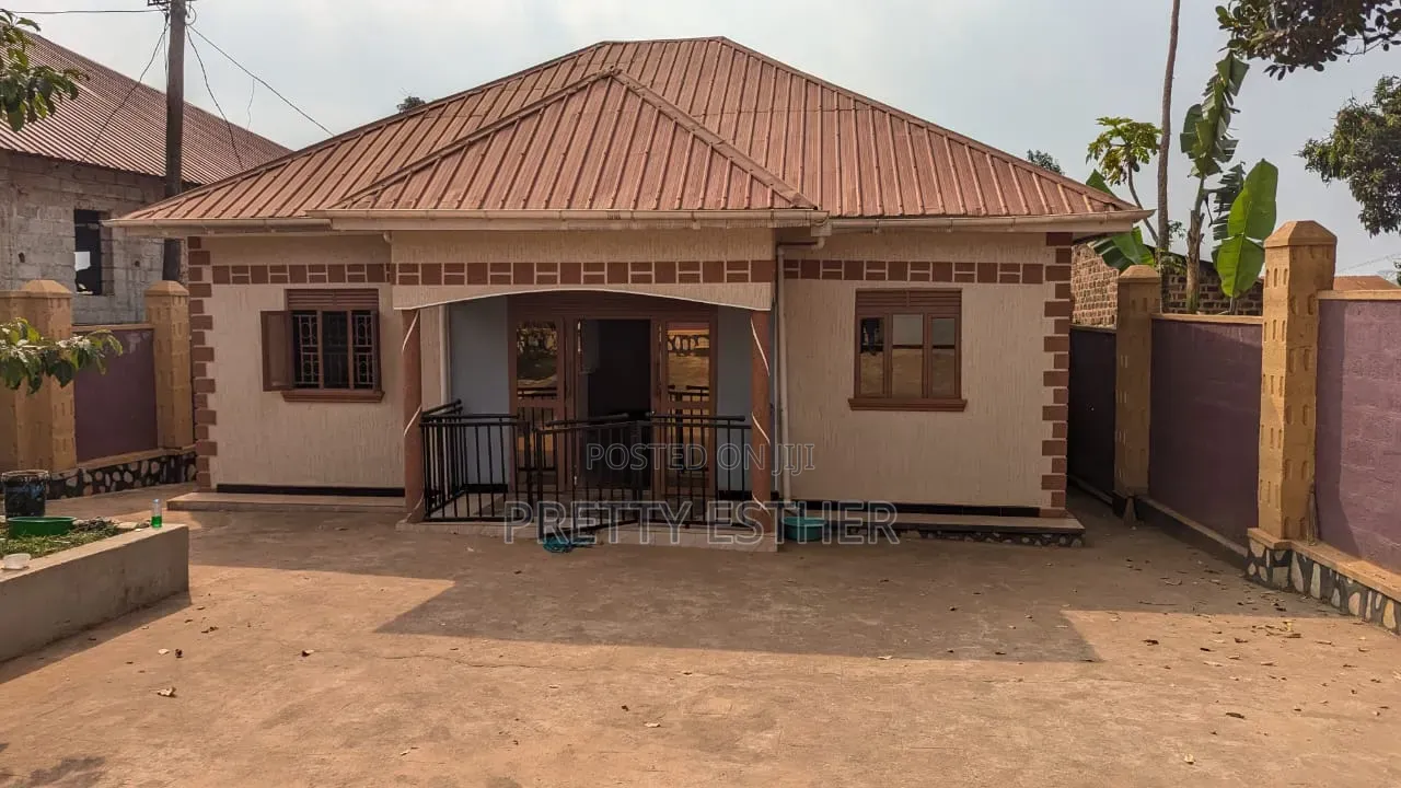 Furnished 3bdrm House in Nansana Ku Ma Store, Central Division for sale