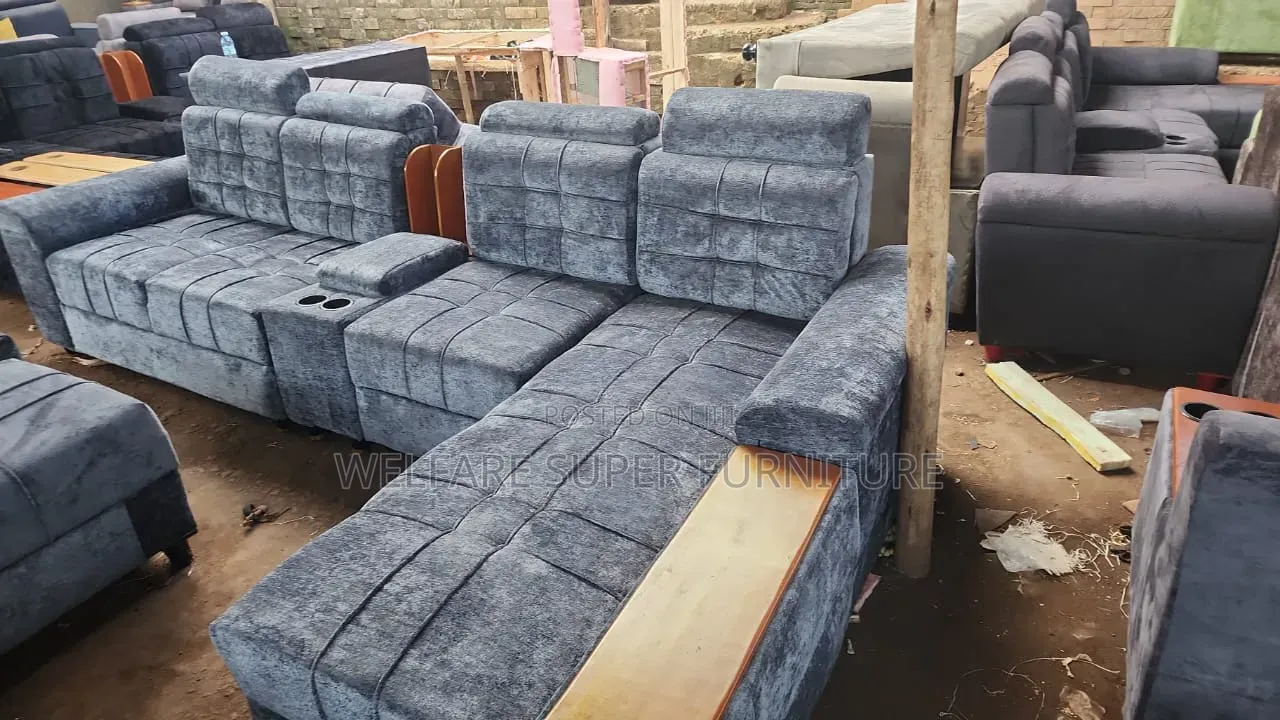 Suitable Grew L Chair