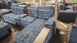 Suitable Grew L Chair