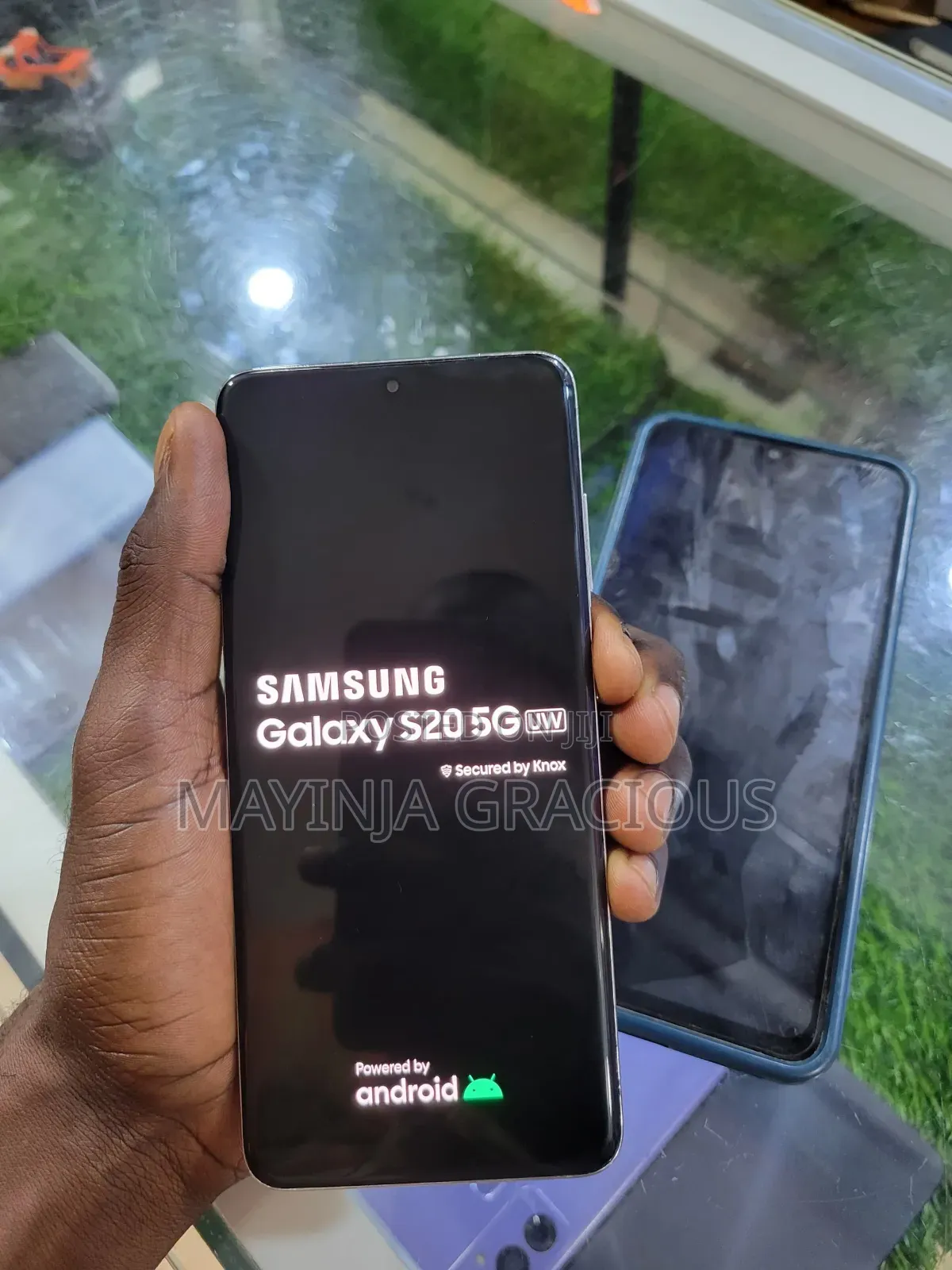 Samsung Galaxy S20 128 GB Gray