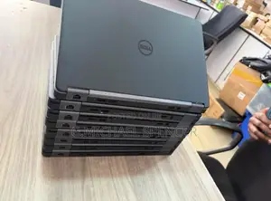 Laptop Dell Latitude E7450 8GB Intel Core i5 SSD 256GB