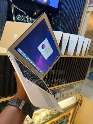 Laptop Apple MacBook Air 2017 8GB Intel Core i7 SSD 128GB