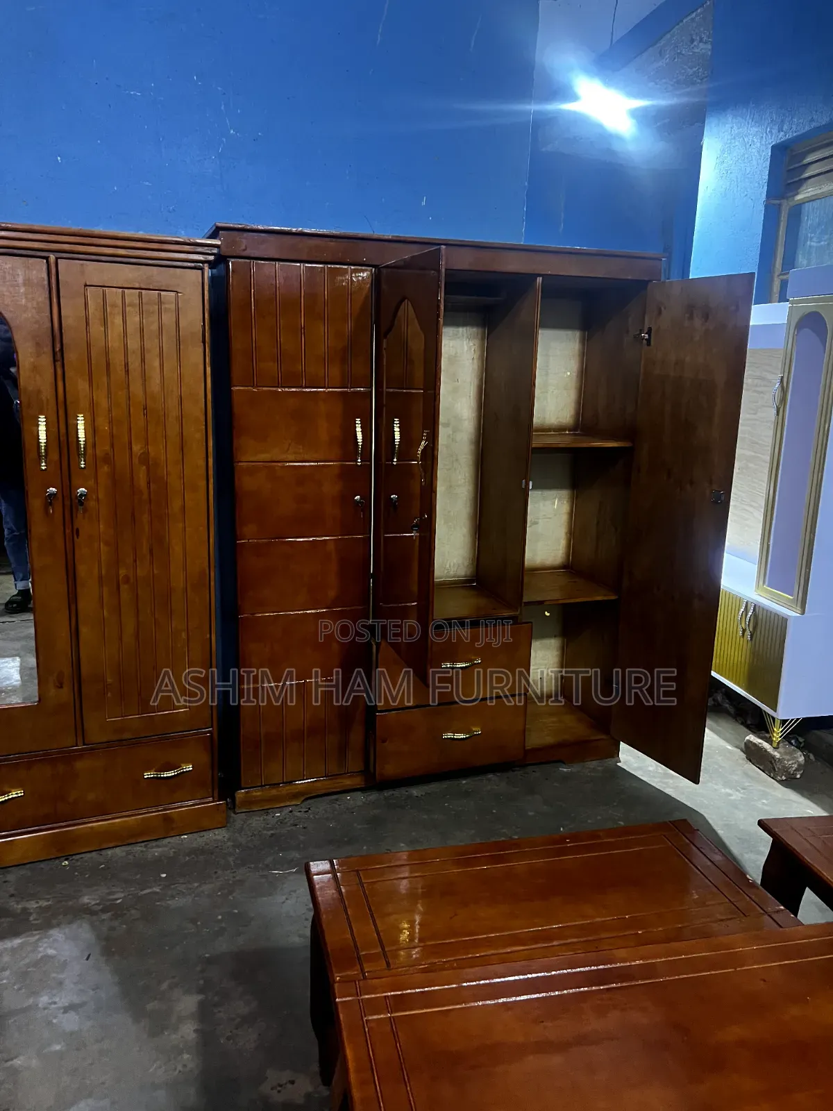 Available Family Wadrobe / Closet