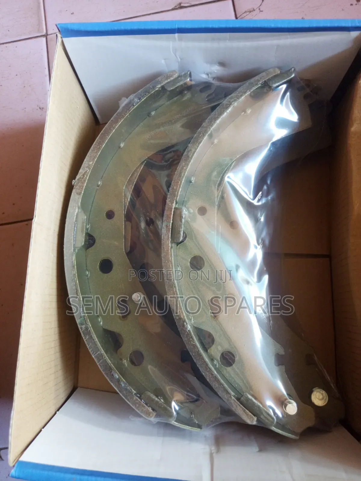 Brake Shoes - Hilux Revo