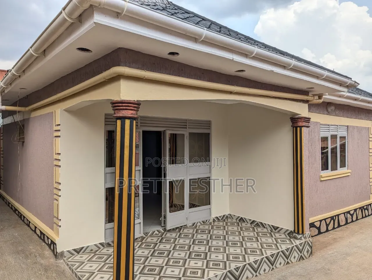 Furnished 3bdrm House in Nansana Ku Ma Store, Central Division for sale