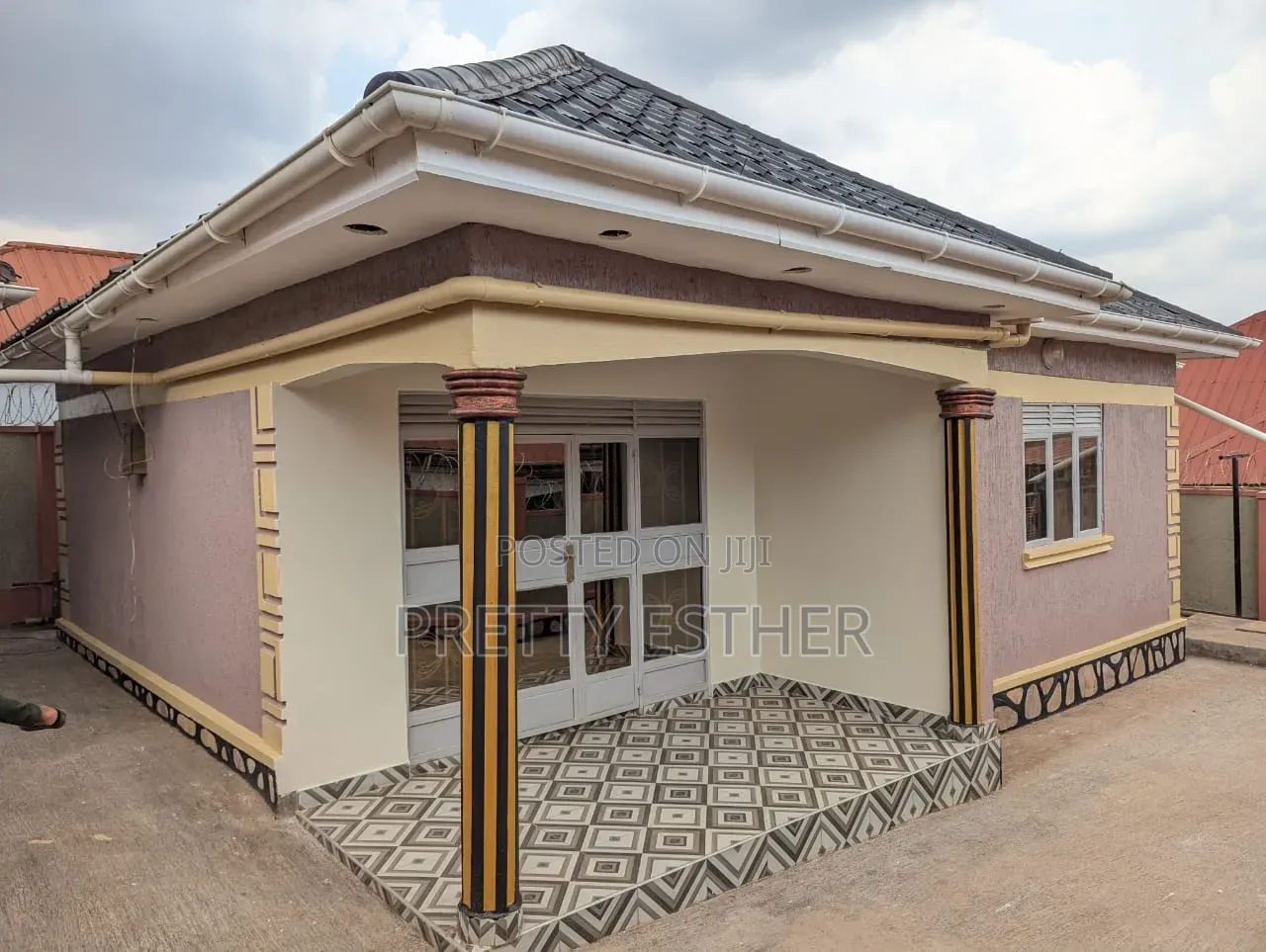 Furnished 3bdrm House in Nansana Ku Ma Store, Central Division for sale