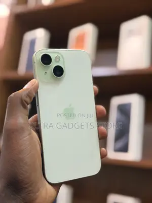 Apple iPhone 15 128 GB Green