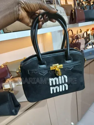 Faux-Suede Top-Handle Handbag Wit Dual Carrying Handle
