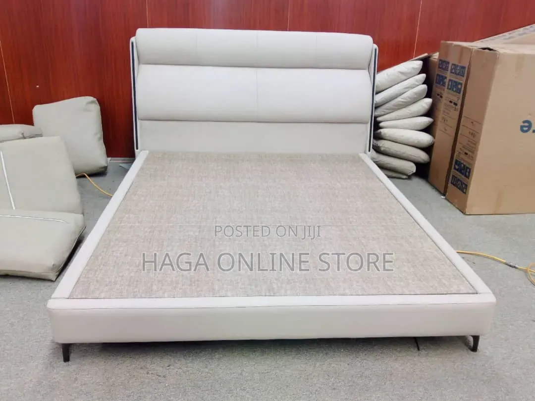 King Size Bed With Two Side Drawers