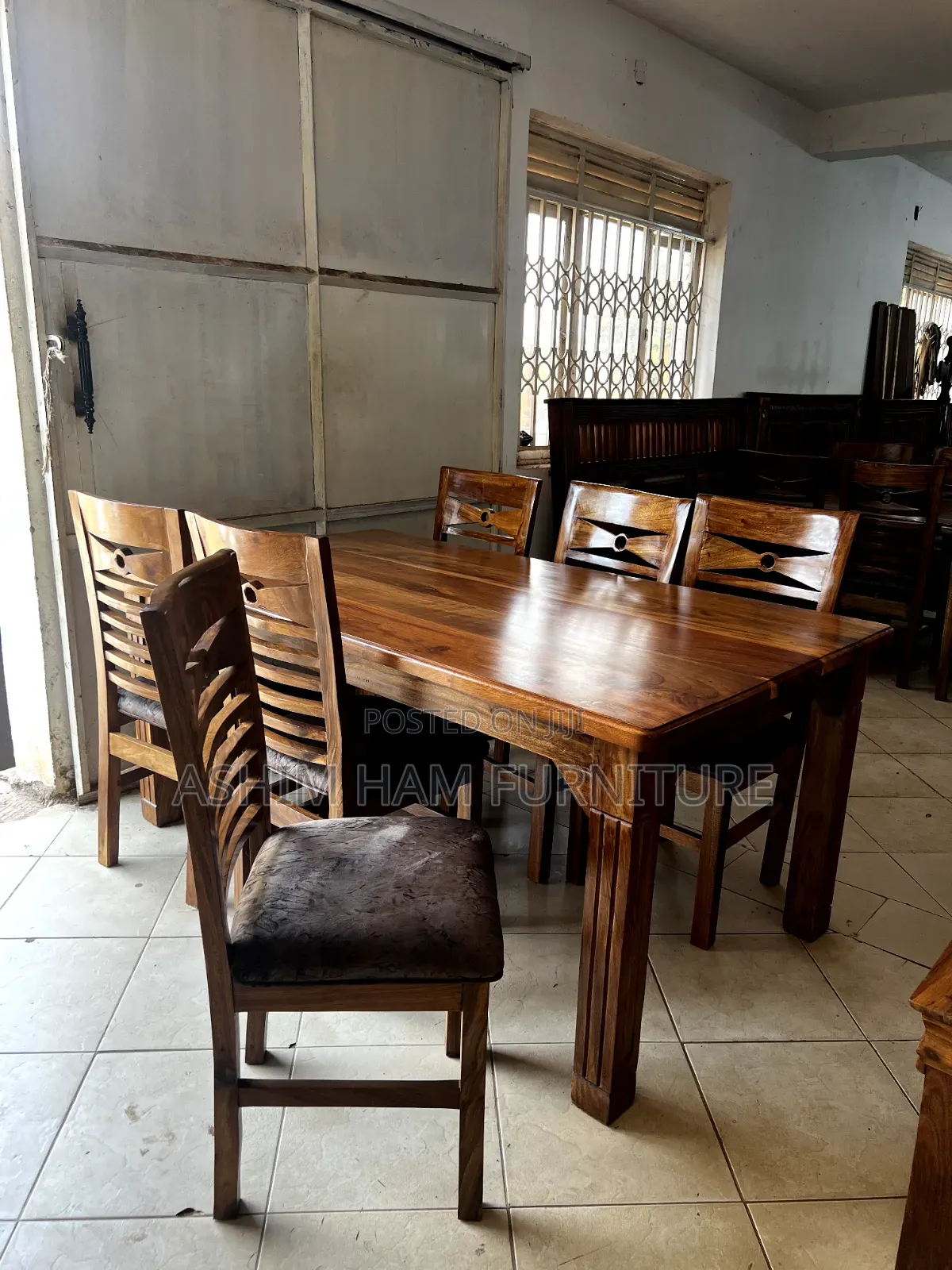 Solid Mugavu Dinning Set 6
