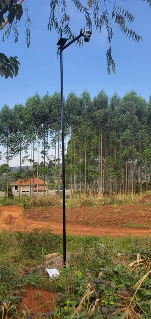 Solar Camera Mouned on Pole