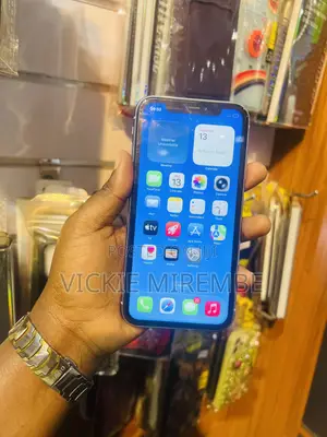 Apple iPhone 11 64 GB Purple