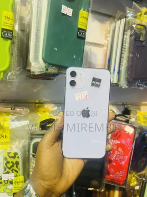 Apple iPhone 11 64 GB Purple