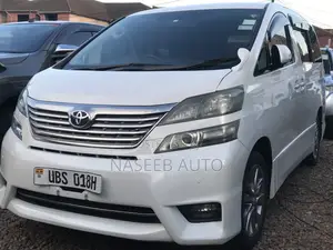 Toyota Vellfire 2011 White