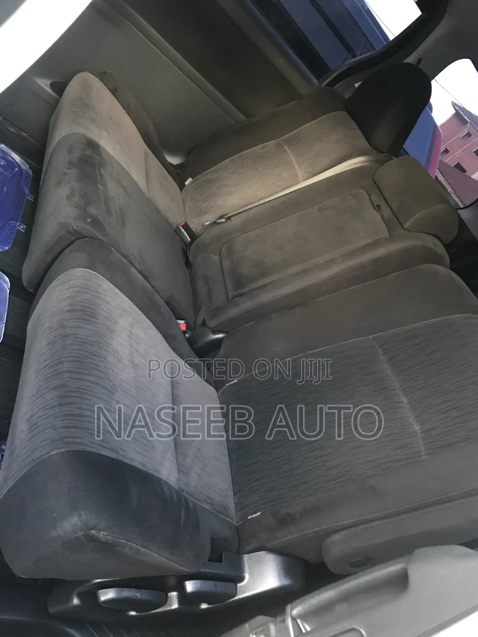 Toyota Vellfire 2011 White