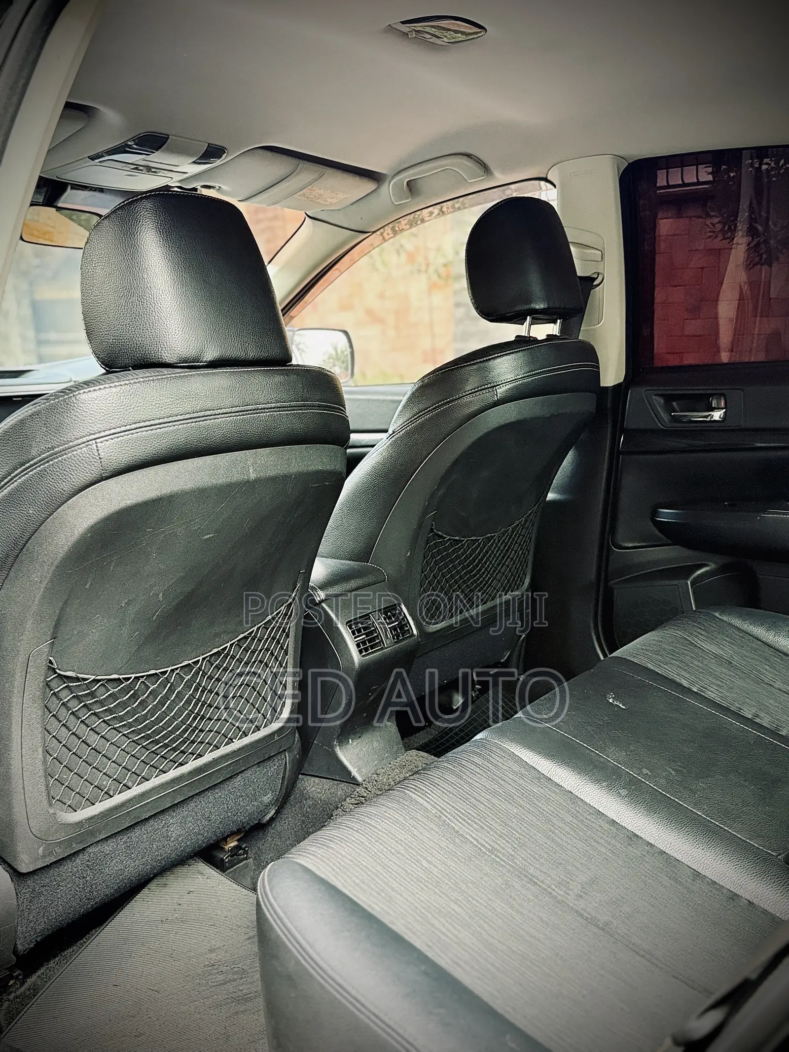 Subaru Legacy 2011 Black