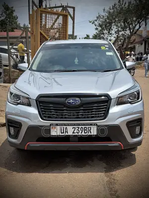 Subaru Forester 2019 Silver