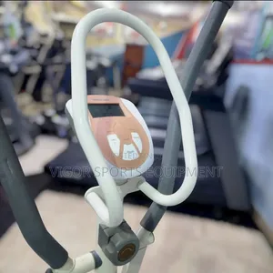 Cross Trainer