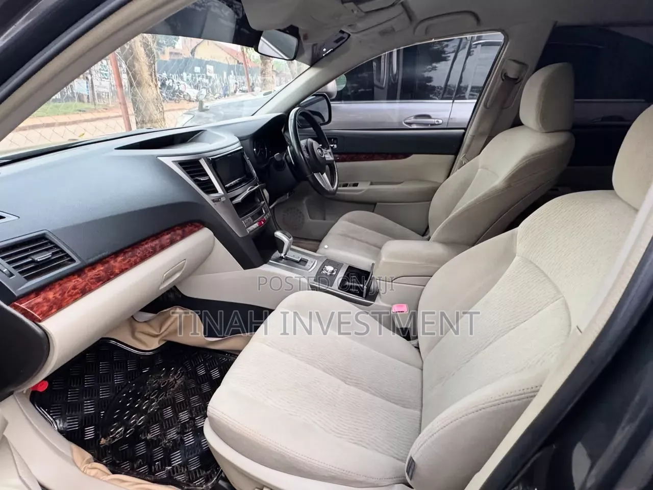 Subaru Outback 2011 Black