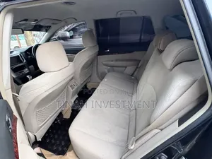 Subaru Outback 2011 Black