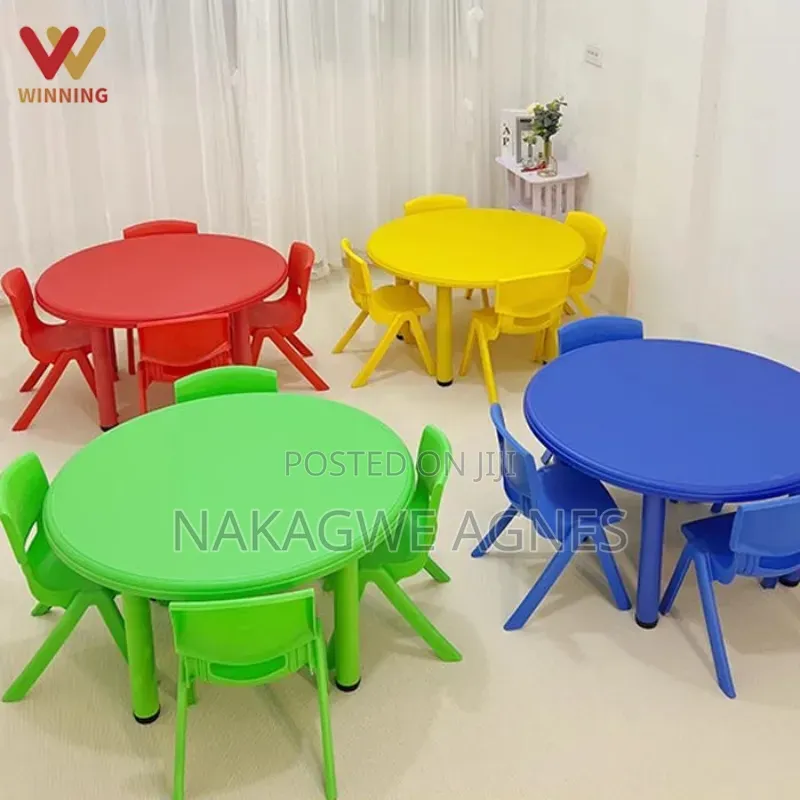 Plastic Durable Nursery Round Table