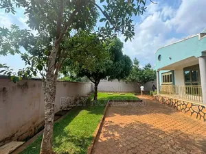 4bdrm House in Kira for sale