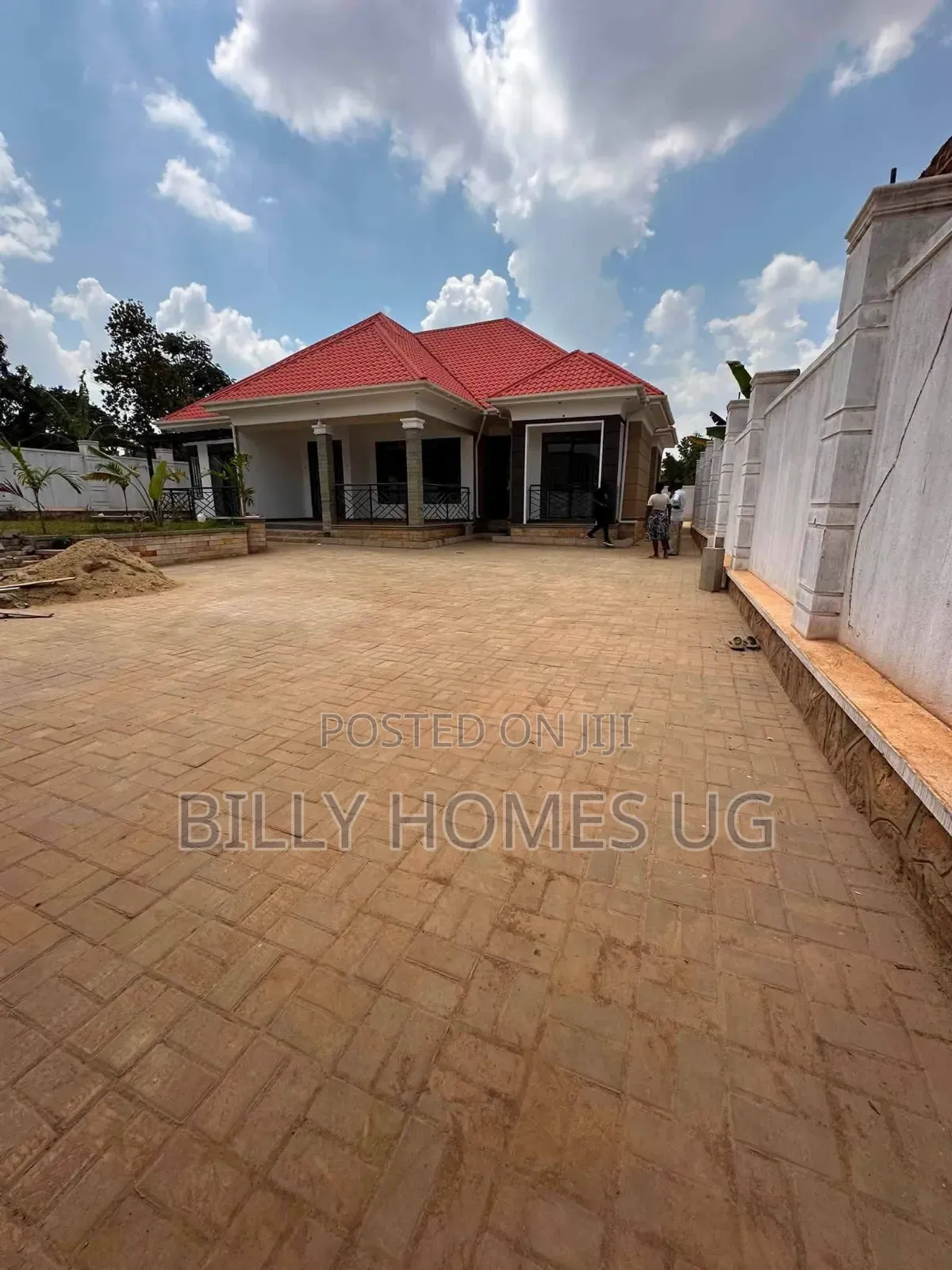 5bdrm Bungalow in Nangabo for sale