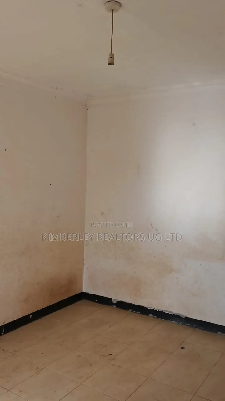 3bdrm House in Division A for sale