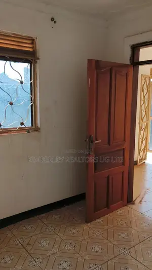 2bdrm House in Division A for sale