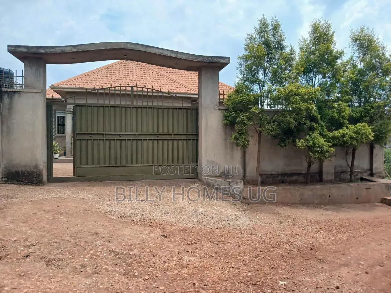3bdrm House in Nangabo for sale