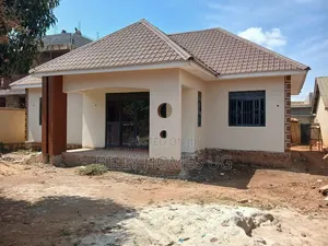 3bdrm House in Nangabo for sale