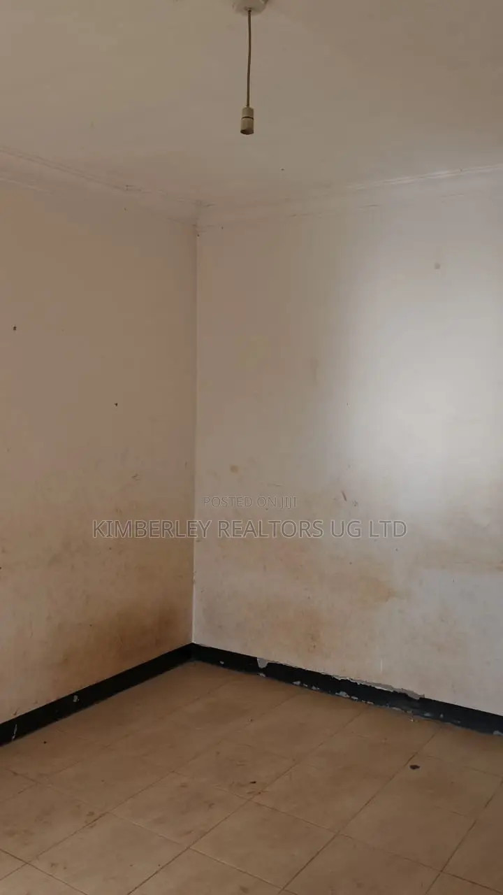 3bdrm House in Division A for sale