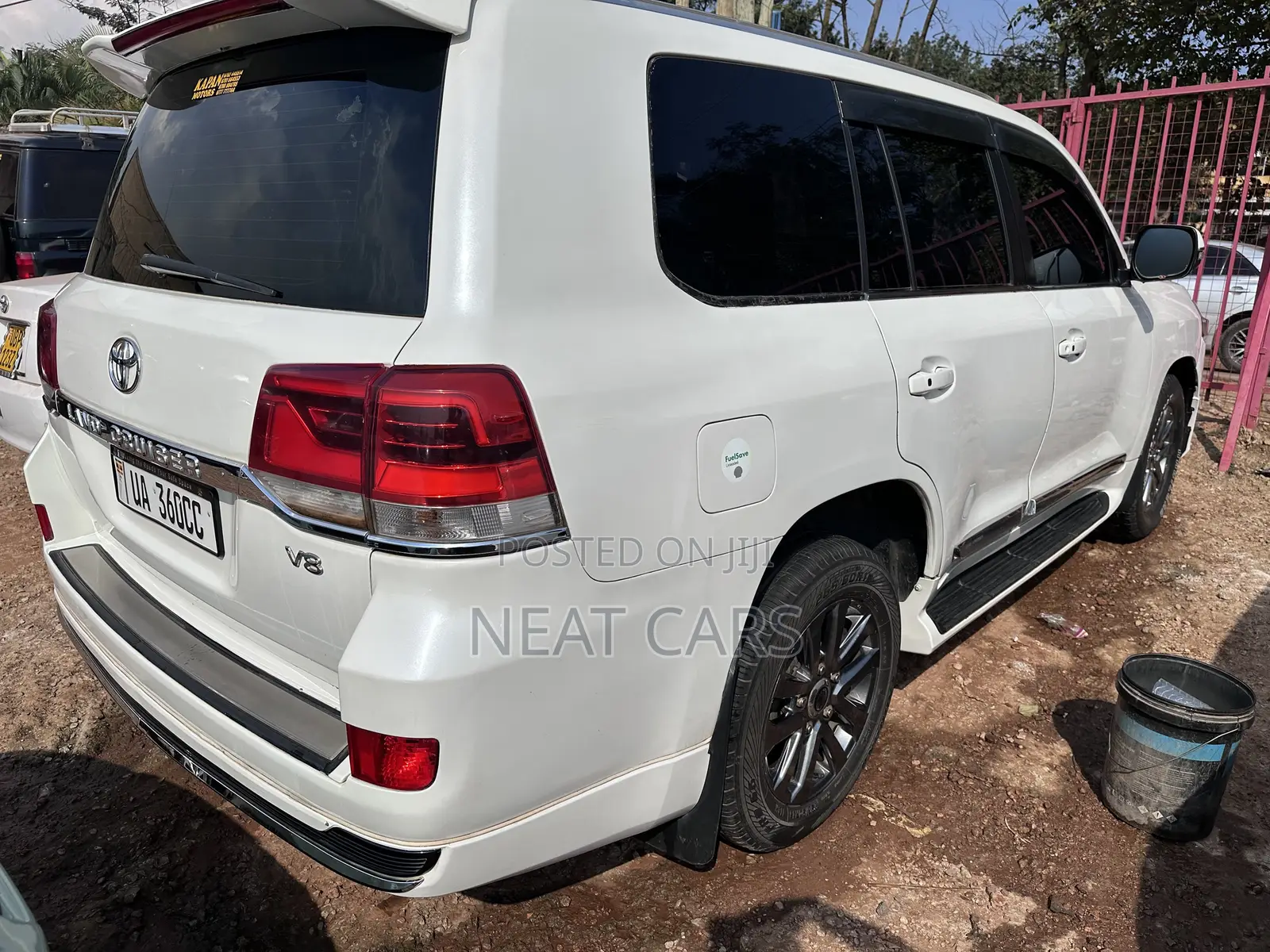 Toyota Land Cruiser Prado 2016 White