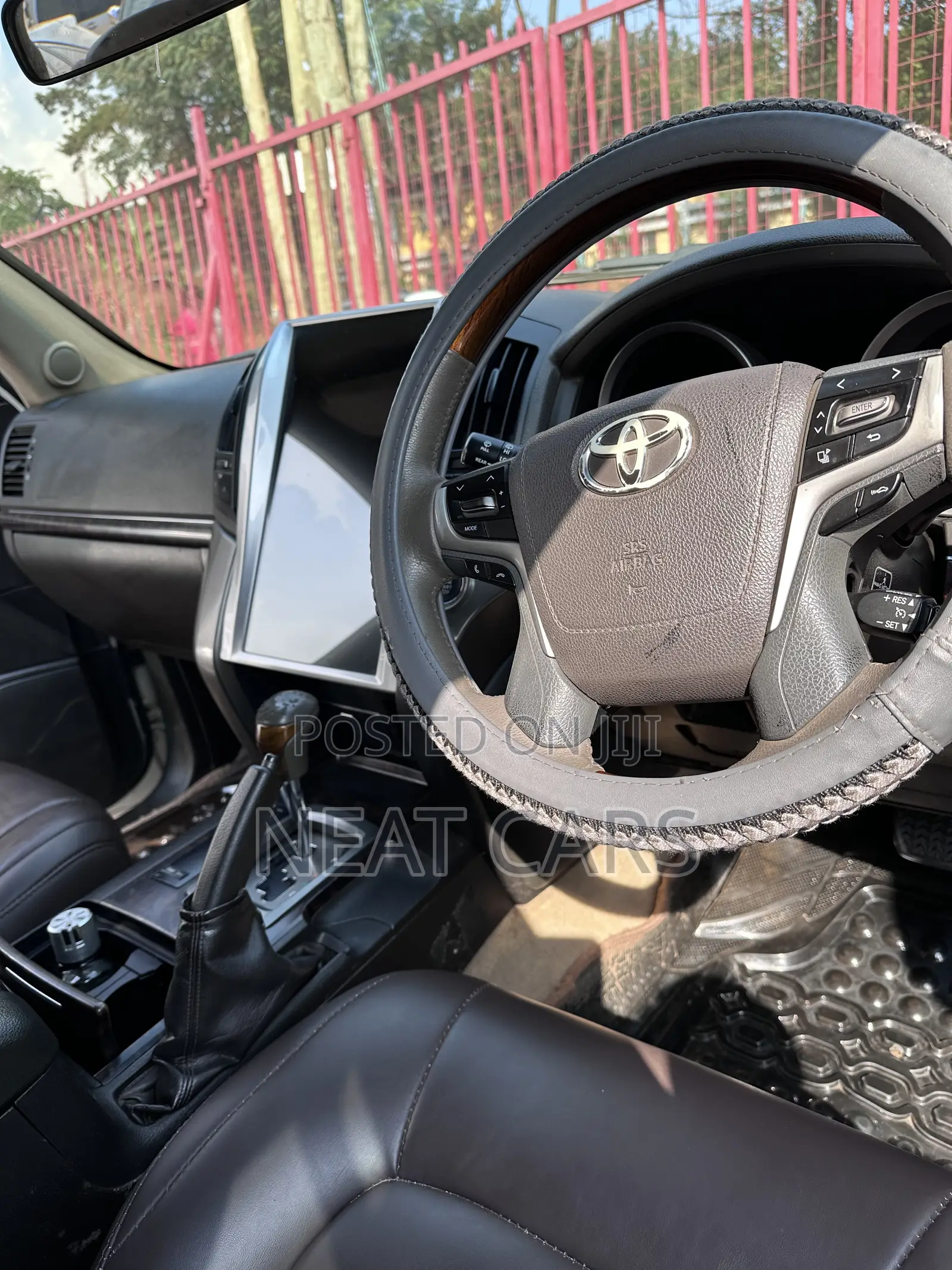 Toyota Land Cruiser Prado 2016 White