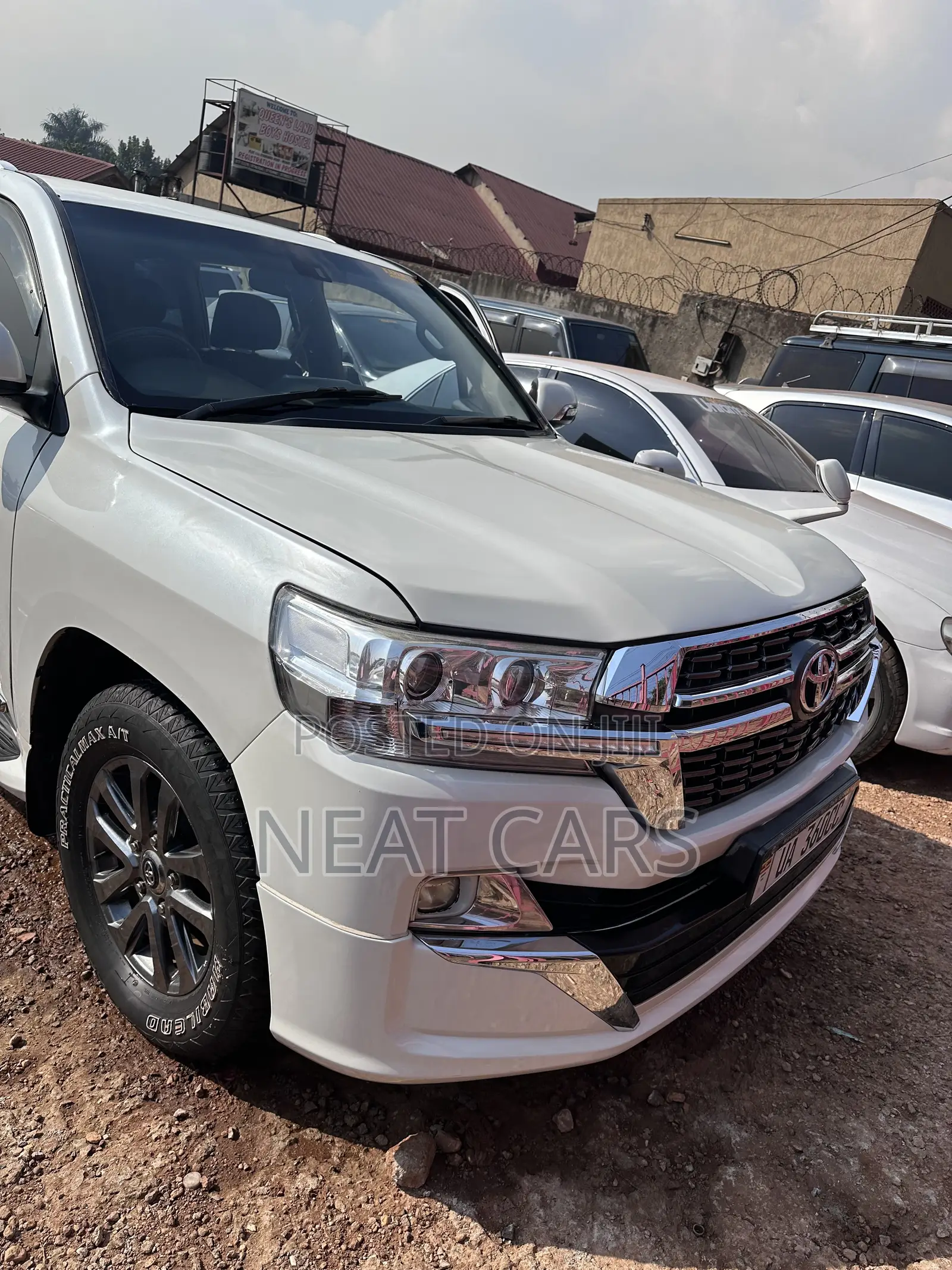 Toyota Land Cruiser Prado 2016 White
