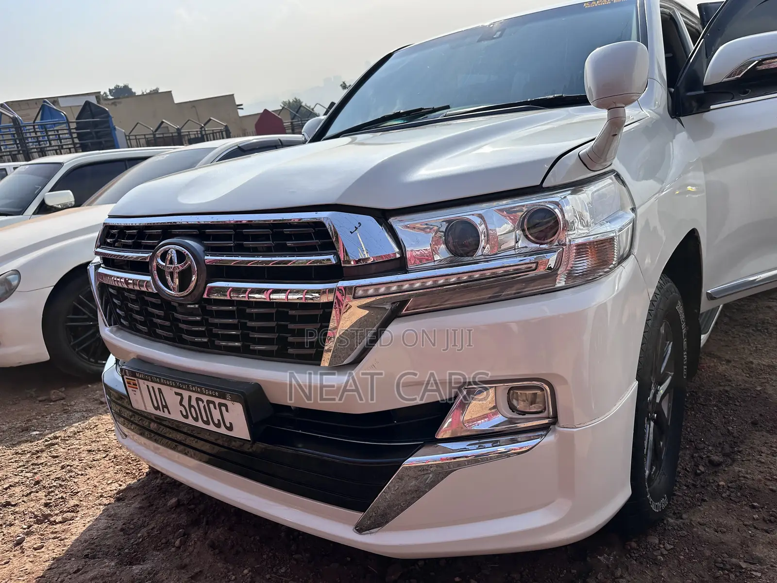 Toyota Land Cruiser Prado 2016 White