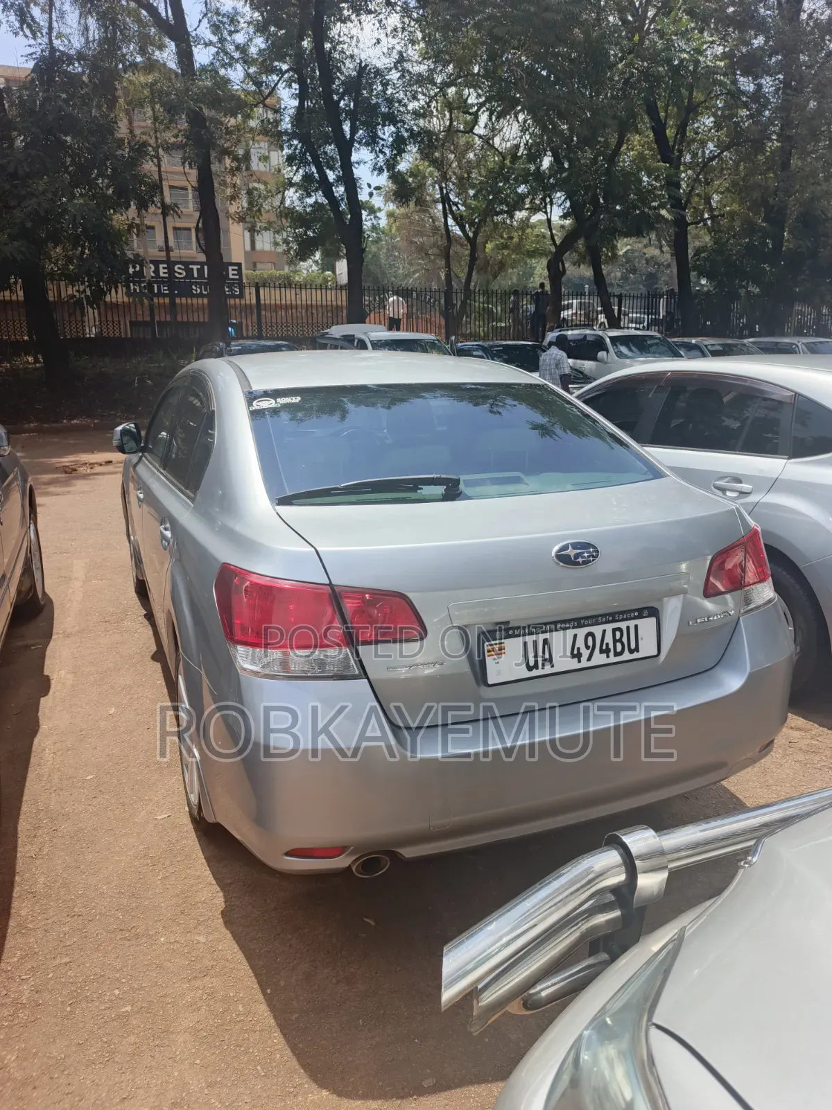 Subaru Legacy 2013 Silver