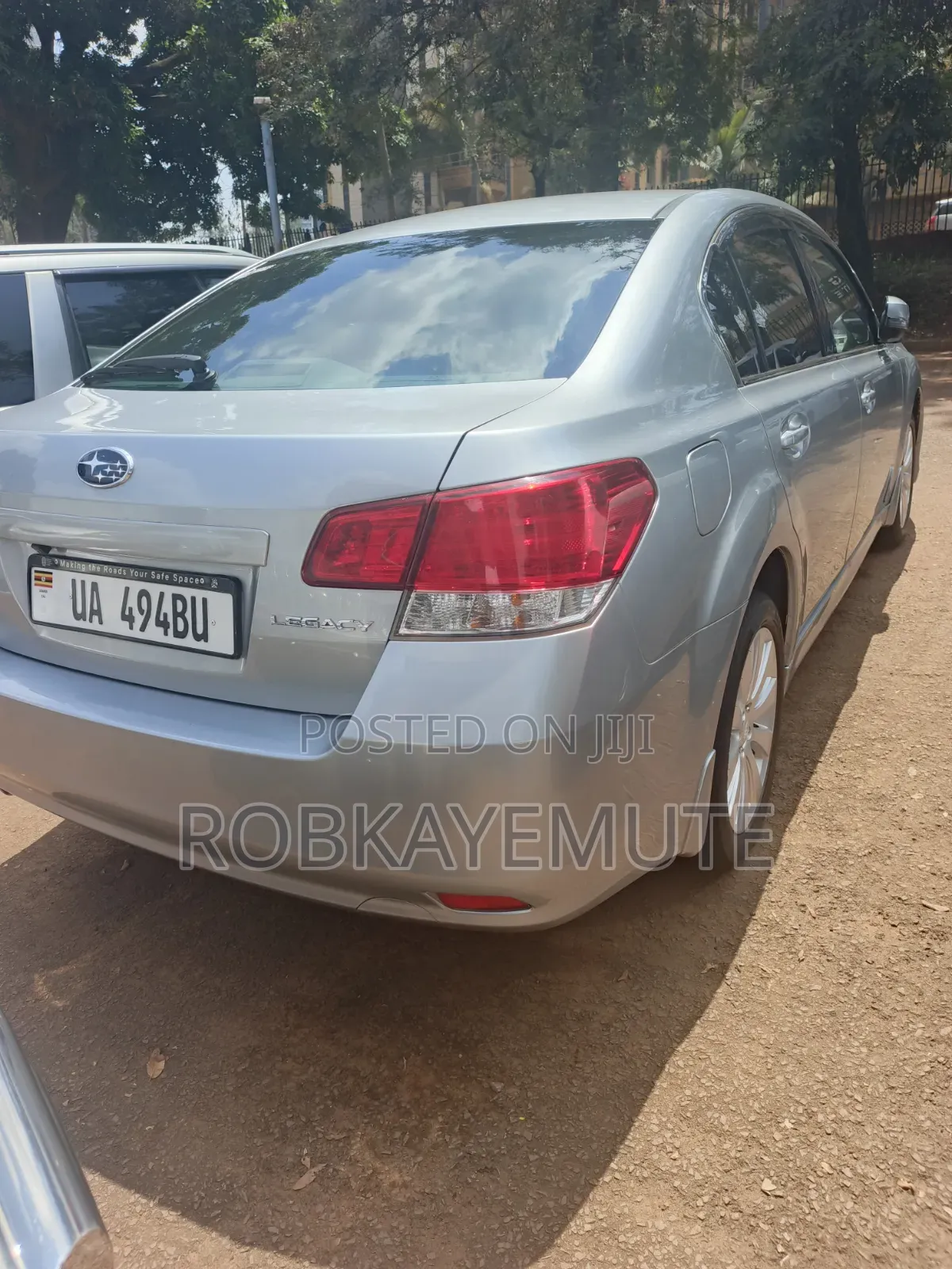 Subaru Legacy 2013 Silver