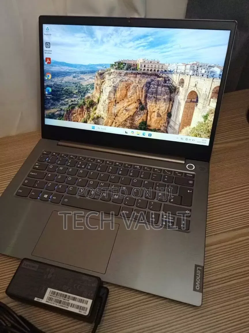 New Laptop Lenovo ThinkBook 15s Gen 2 8GB Intel Core i5 SSD 512GB