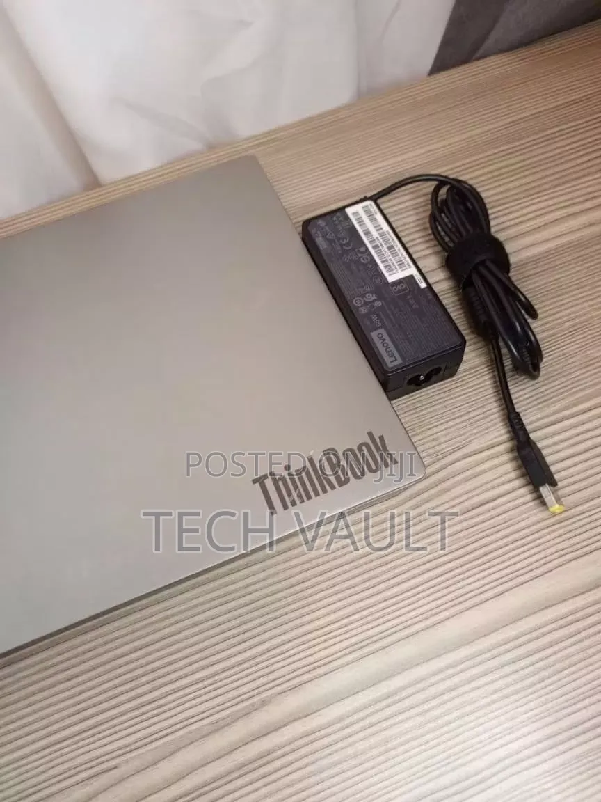 New Laptop Lenovo ThinkBook 15s Gen 2 8GB Intel Core i5 SSD 512GB