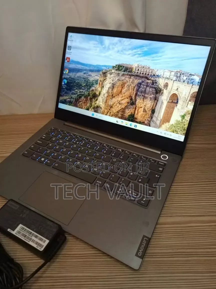 New Laptop Lenovo ThinkBook 15s Gen 2 8GB Intel Core i5 SSD 512GB