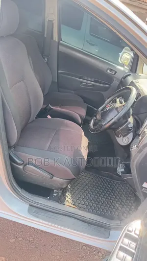 Toyota Wish 2004 Silver