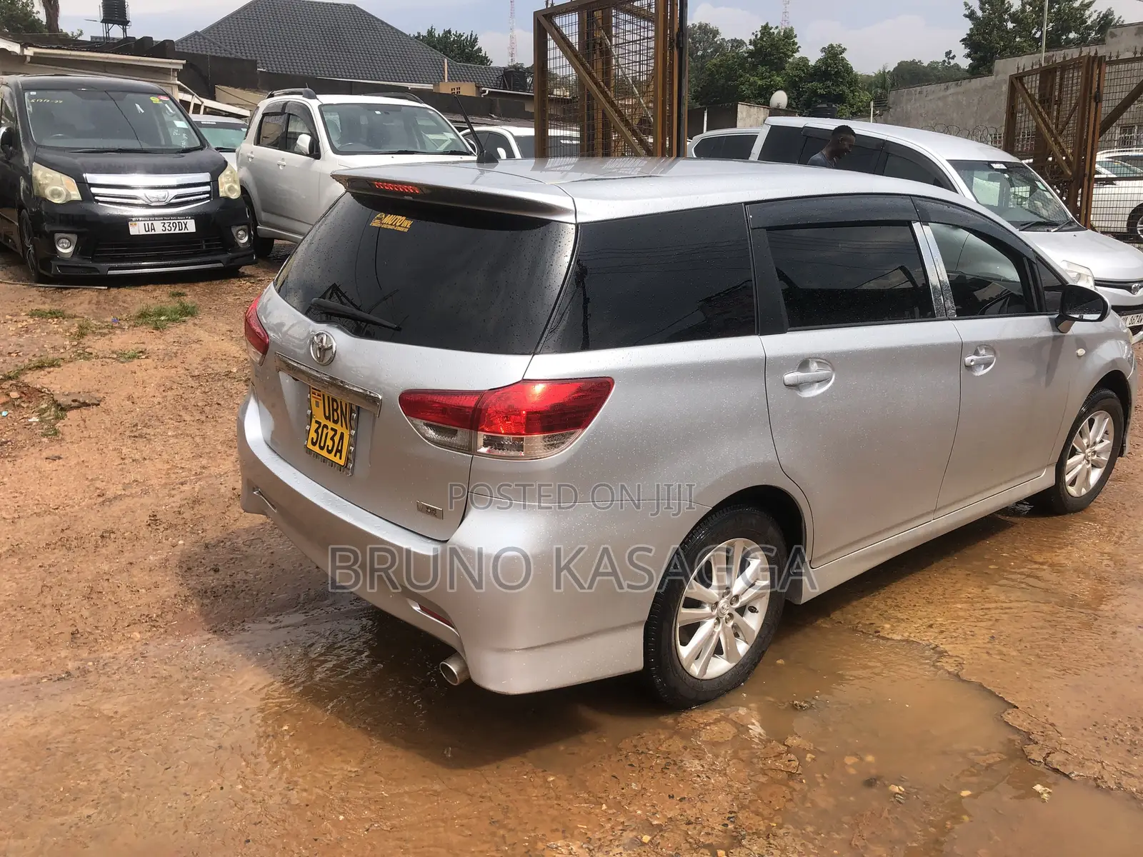 Toyota Wish 2010 Silver