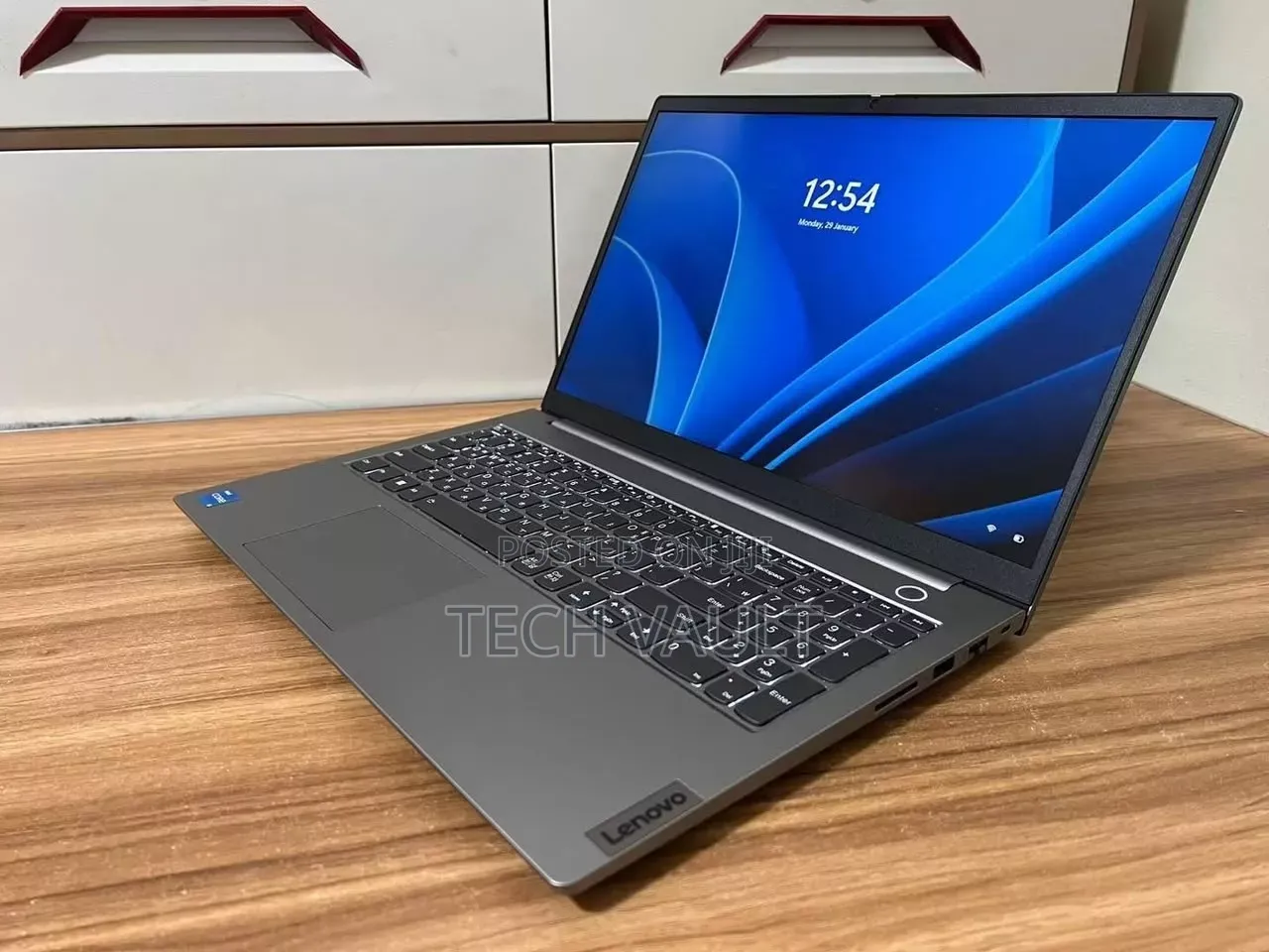 New Laptop Lenovo ThinkBook 15 16GB Intel Core i7 SSD 512GB