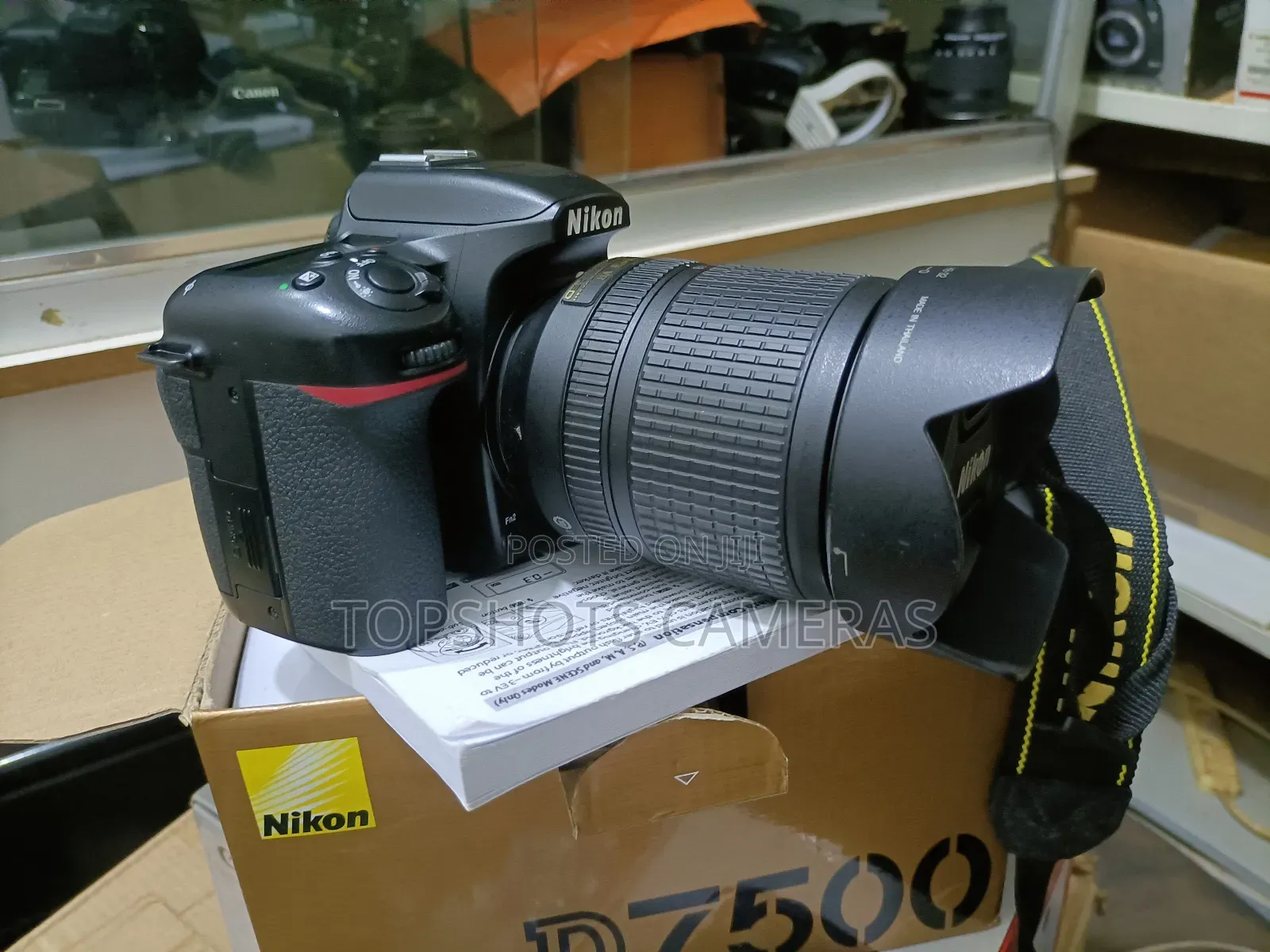 Nikon D7500 + Nikon 18-140mm VR Lens