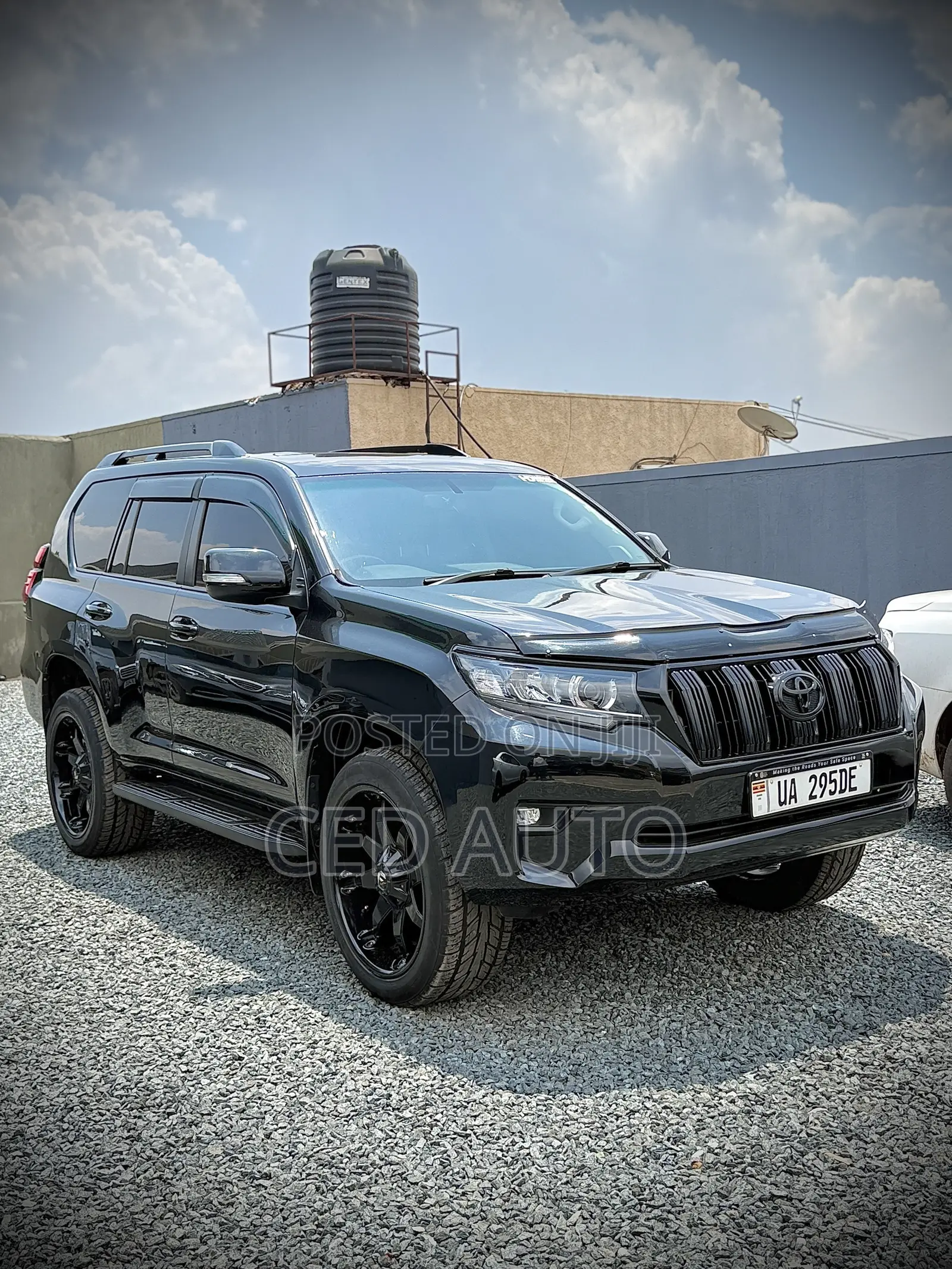 Toyota Land Cruiser Prado 2017 Black