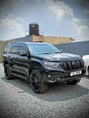Toyota Land Cruiser Prado 2017 Black