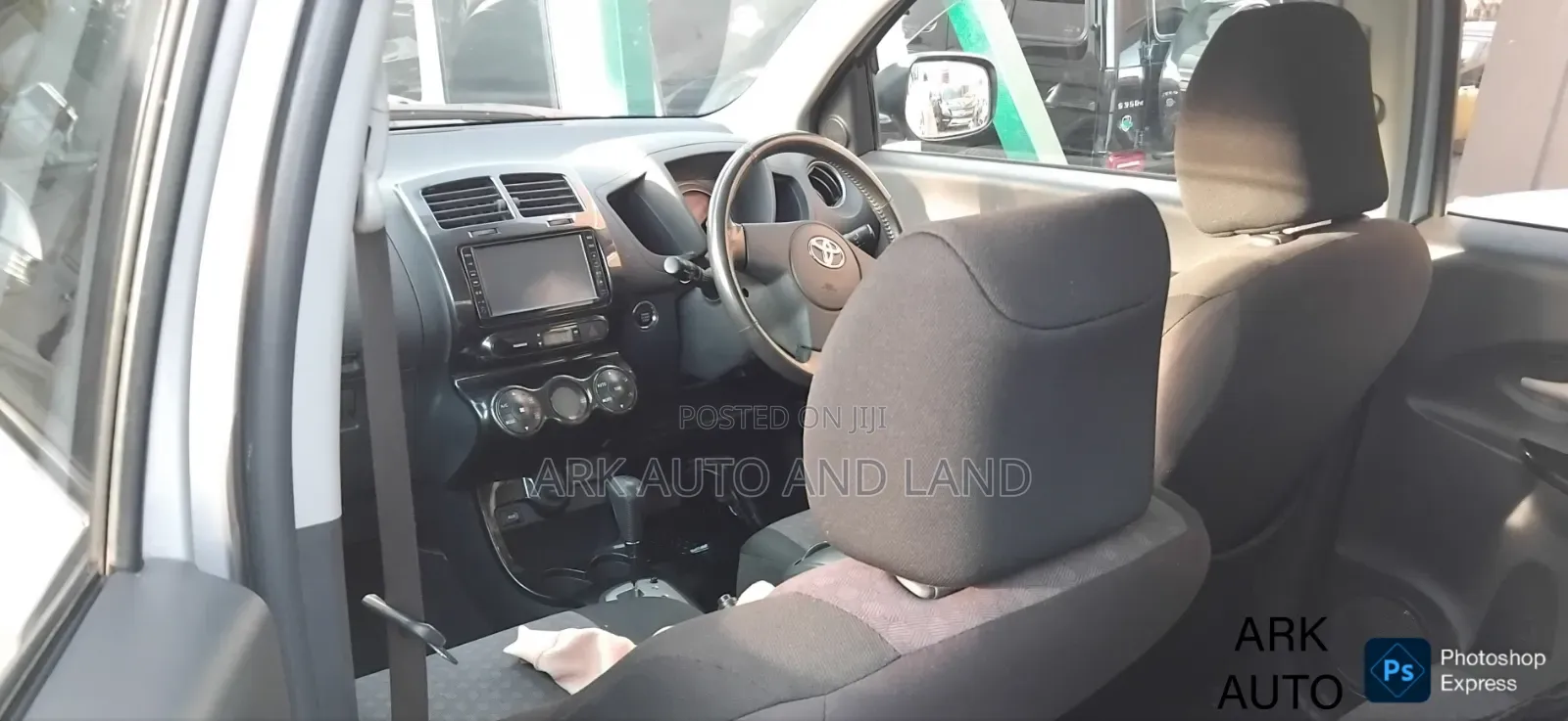 Toyota IST 2008 Gray